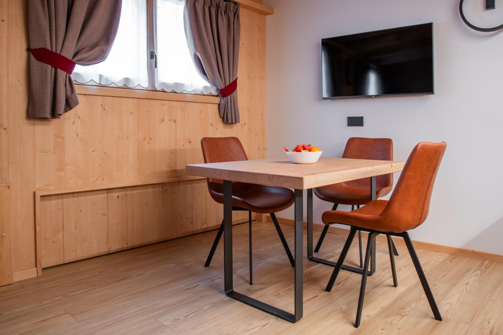 Chalet Al Tabia Bormio Exteriör bild